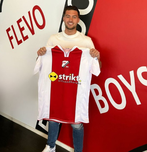 Flevo Boys strikt ambitieuze aanvaller Roan van der Weij (20) voor volgend seizoen