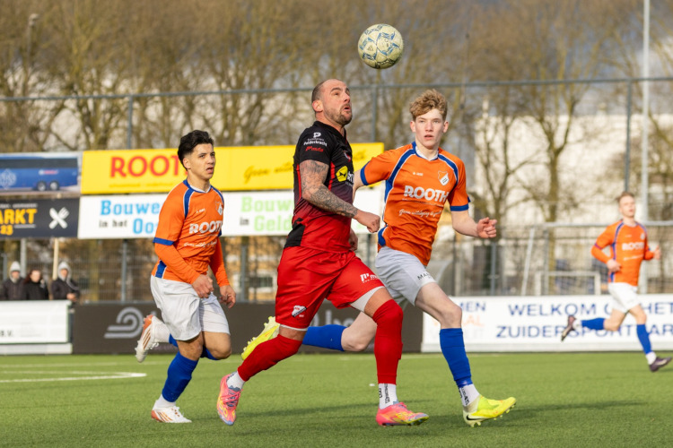 Allan Bakker stopt na dit seizoen bij Flevo Boys: ‘Hele leuke tijd gehad’