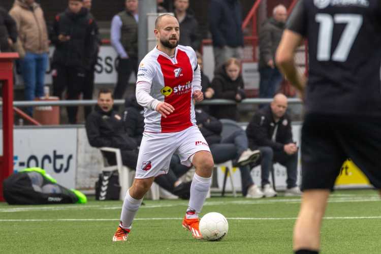 Aron Kleefstra stopt na dit seizoen bij Flevo Boys: ‘De deur staat altijd open’