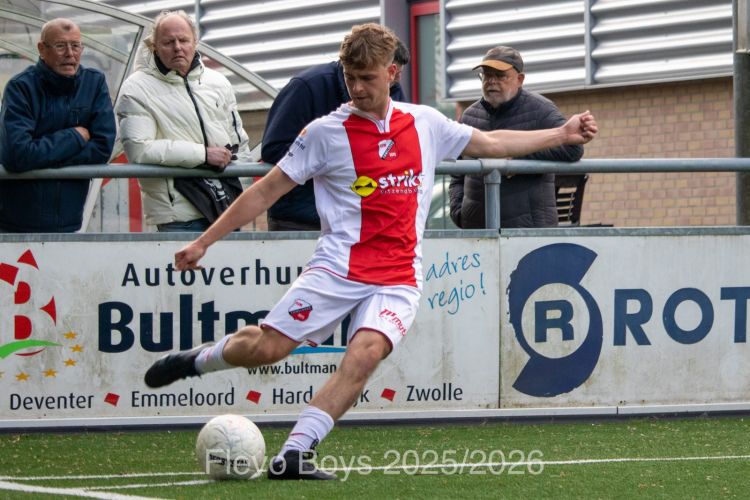 Flevo Boys walst over DETO heen: overtuigende 5-0 zege