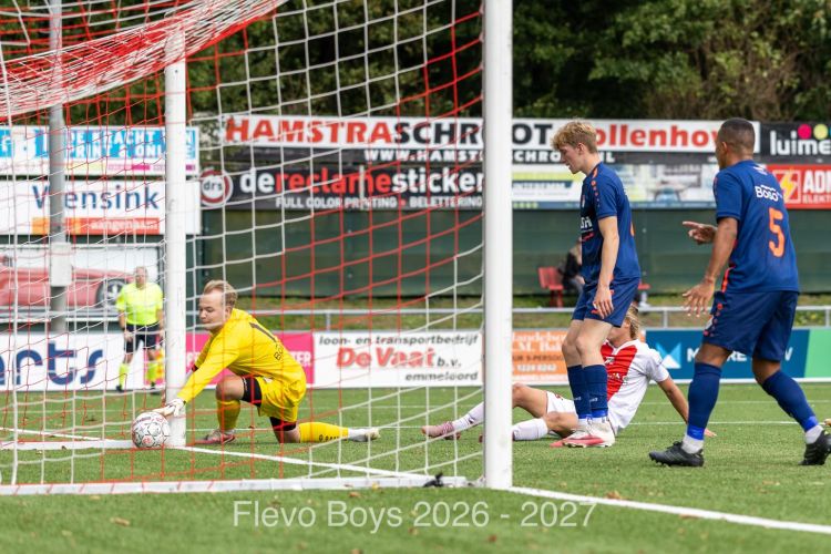 Flevo Boys wint thuis van ONS Sneek